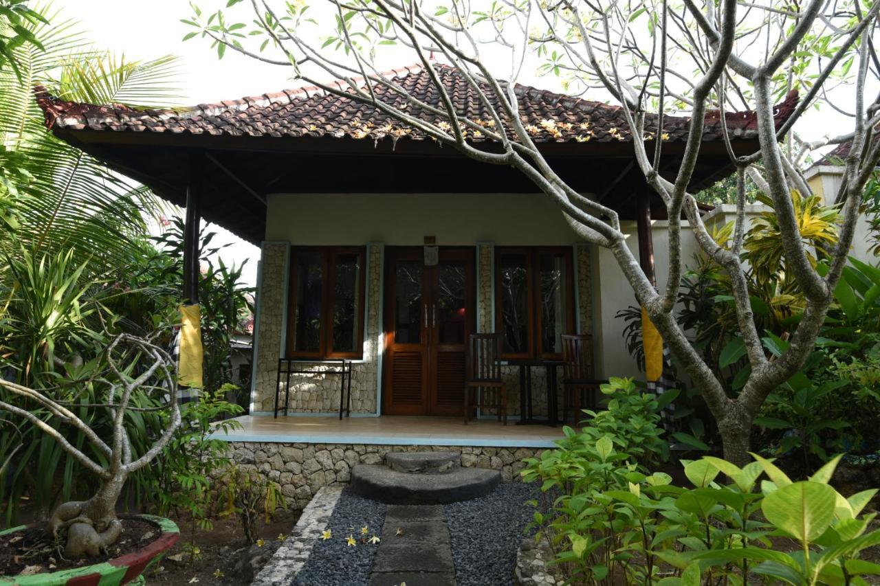 The Tanis Beach Resort Nusa Lembongan Esterno foto