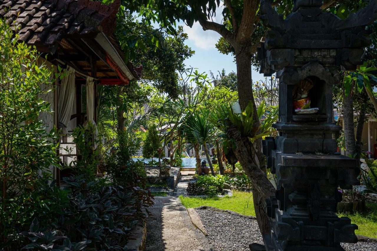 The Tanis Beach Resort Nusa Lembongan Esterno foto