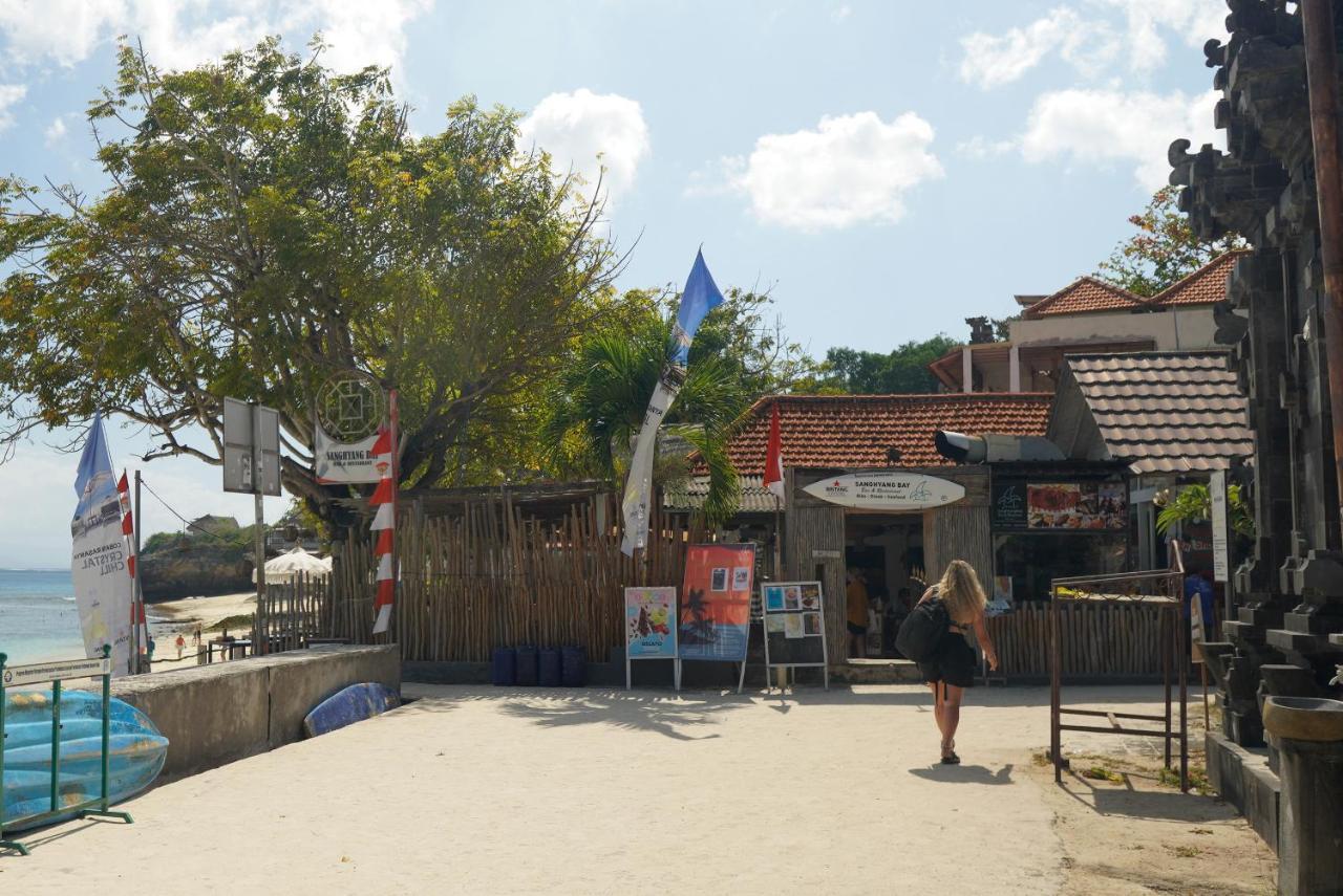 The Tanis Beach Resort Nusa Lembongan Esterno foto