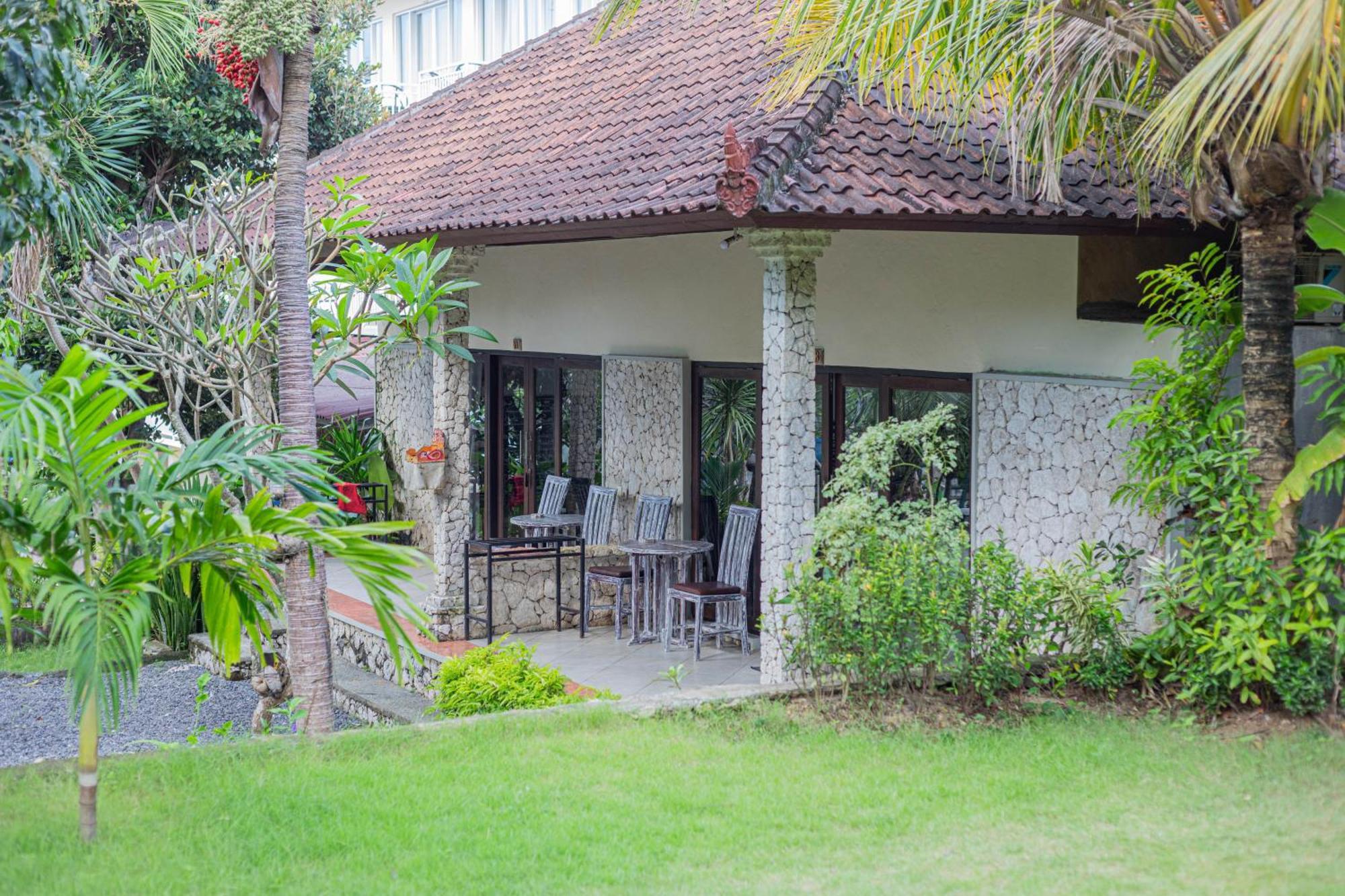 The Tanis Beach Resort Nusa Lembongan Esterno foto