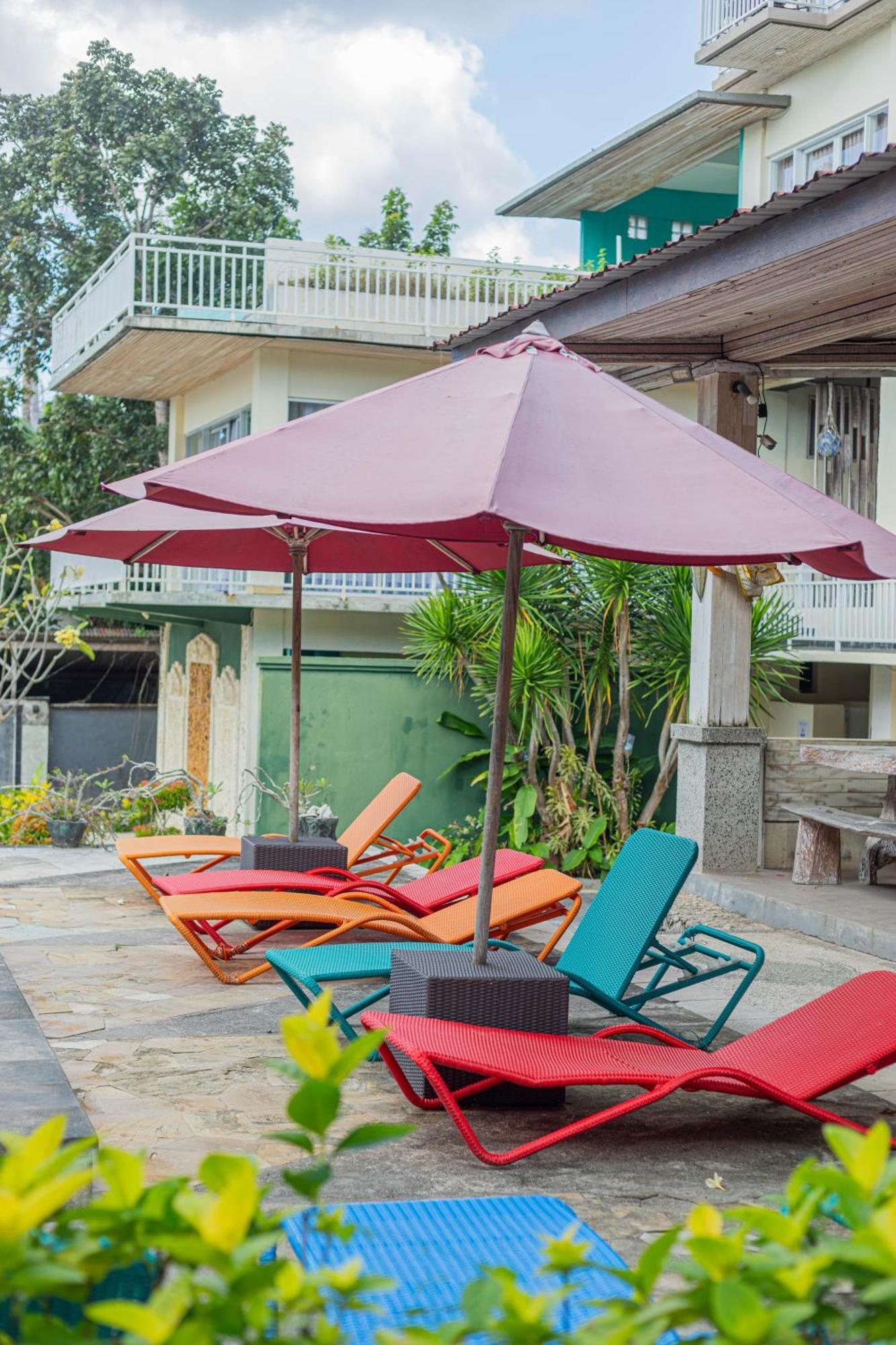 The Tanis Beach Resort Nusa Lembongan Esterno foto