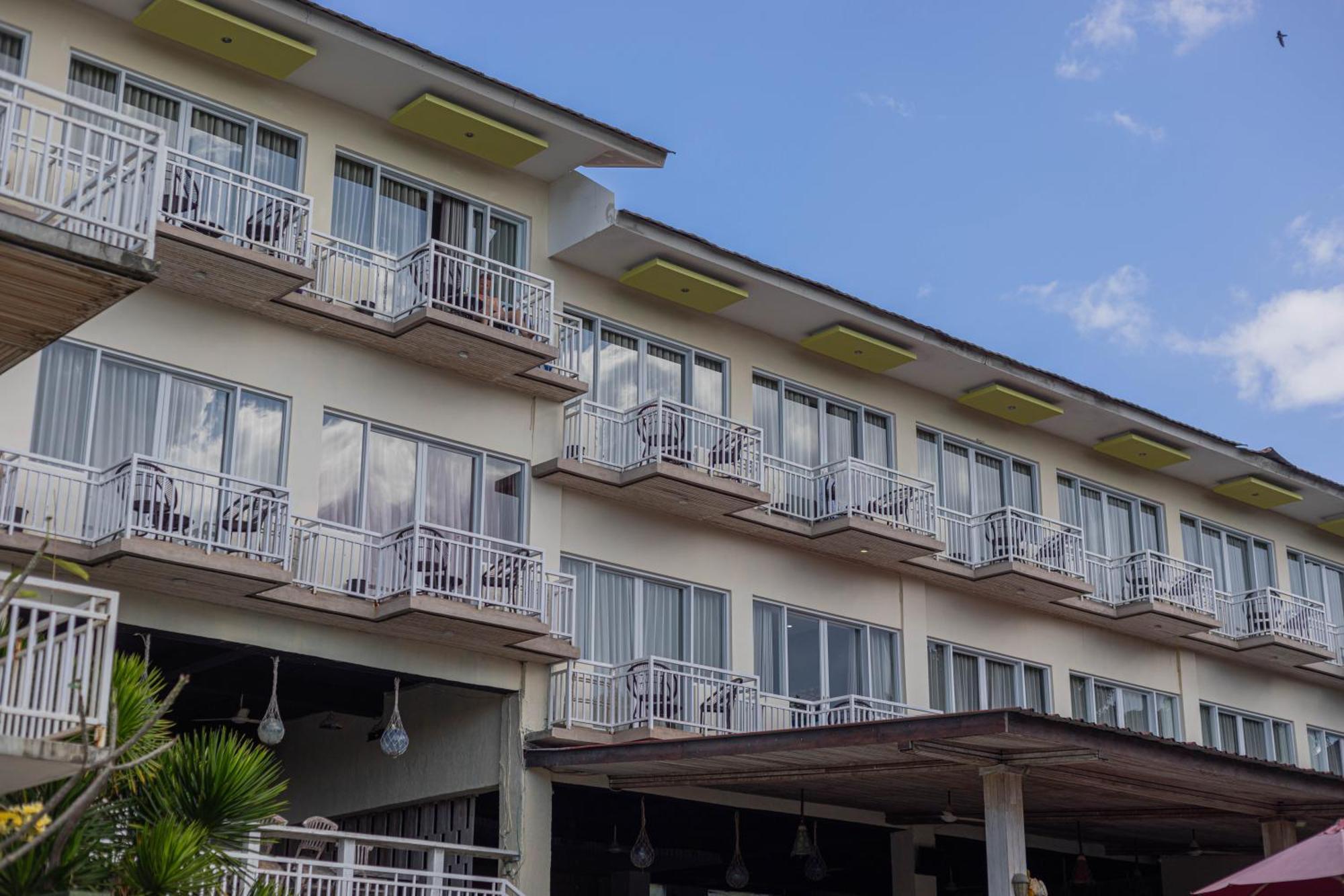 The Tanis Beach Resort Nusa Lembongan Esterno foto