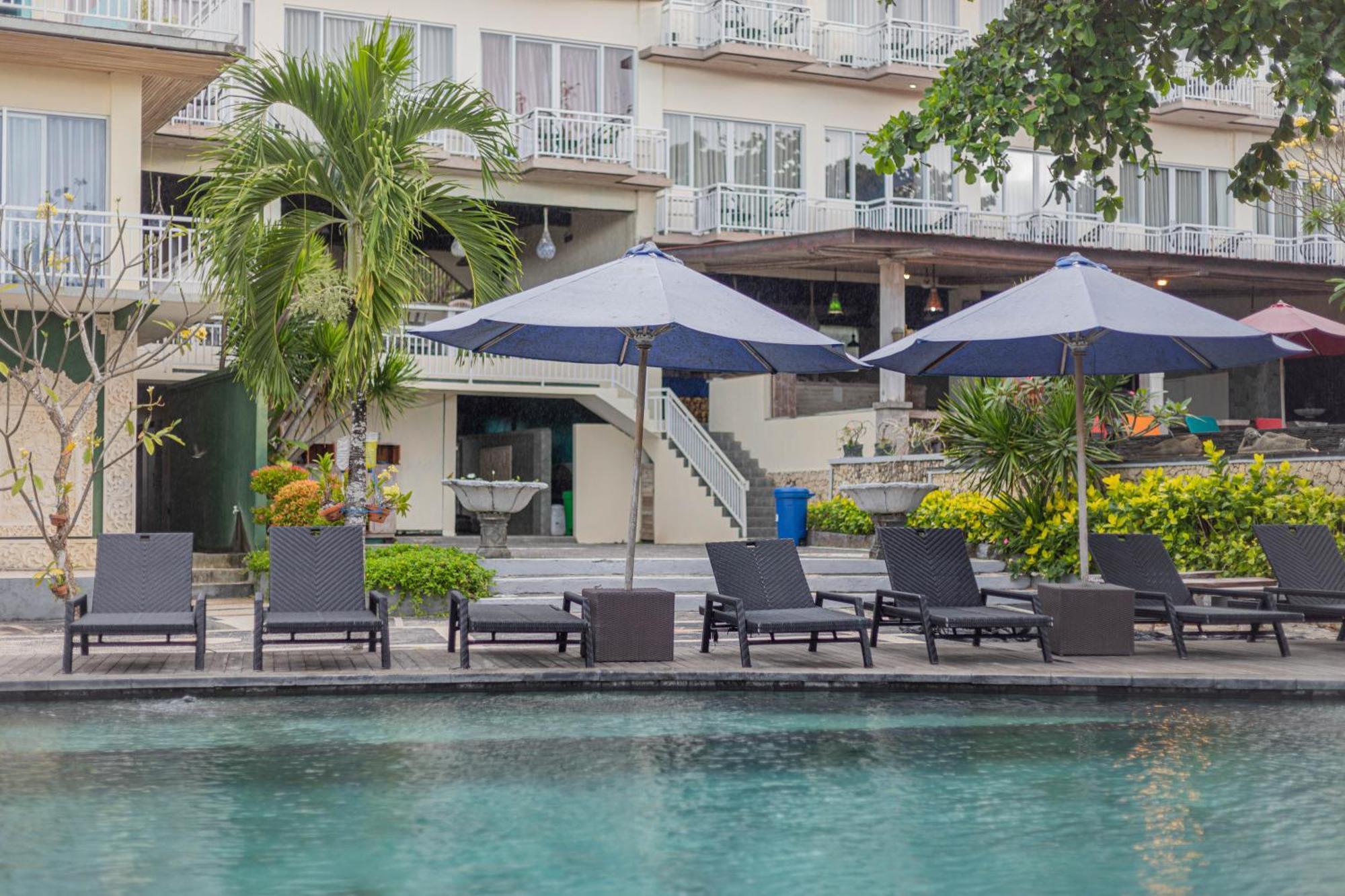 The Tanis Beach Resort Nusa Lembongan Esterno foto